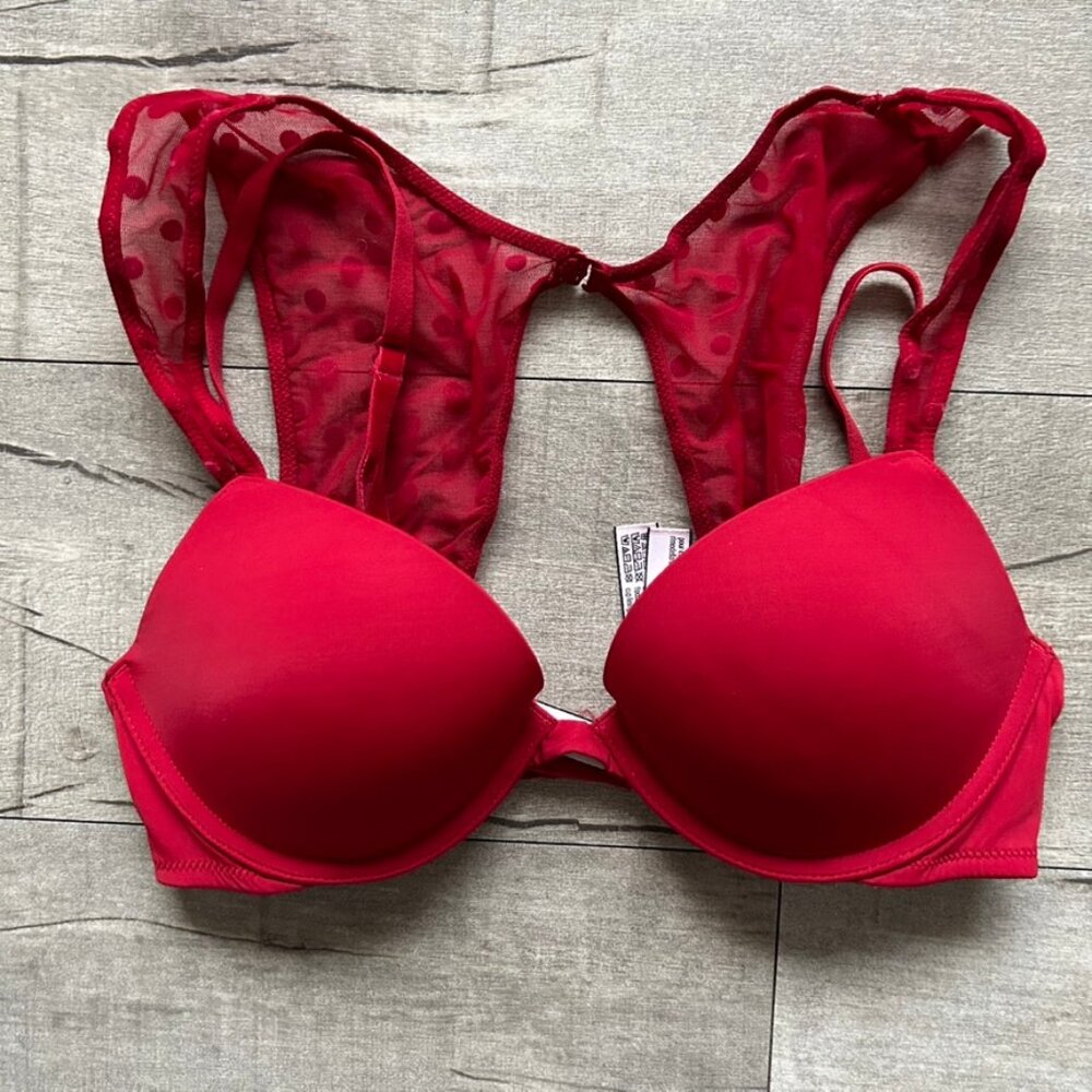 NWOT Victoria's Secret Red Padded Plunge Polka Dot Retro Lace Back Piece Bra 32C